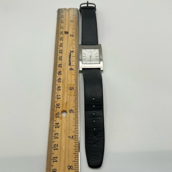 Guess Steel Ladies Watch Silver White Black Leather Strap Working - Picture 5 of 8